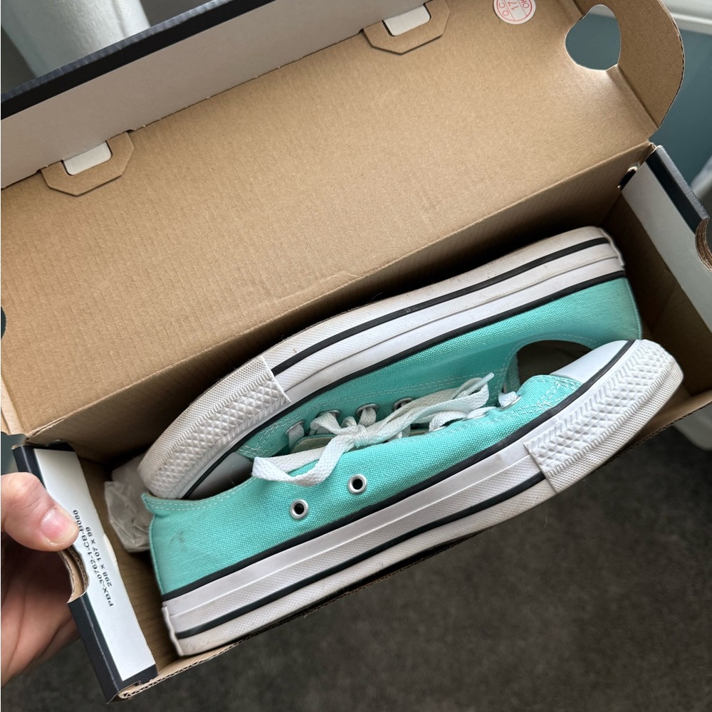 Converse shoes- Spring color